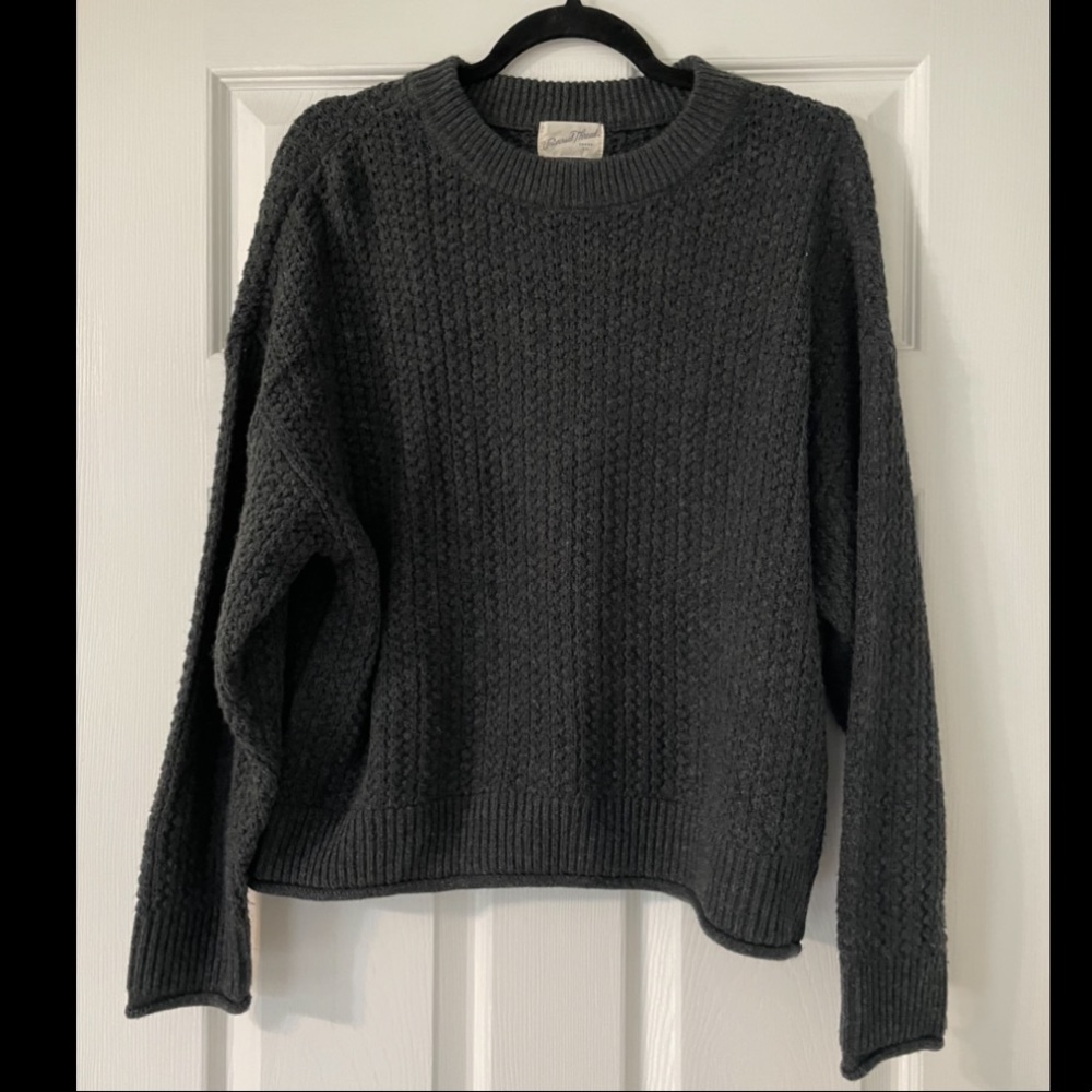 Women’s sweater